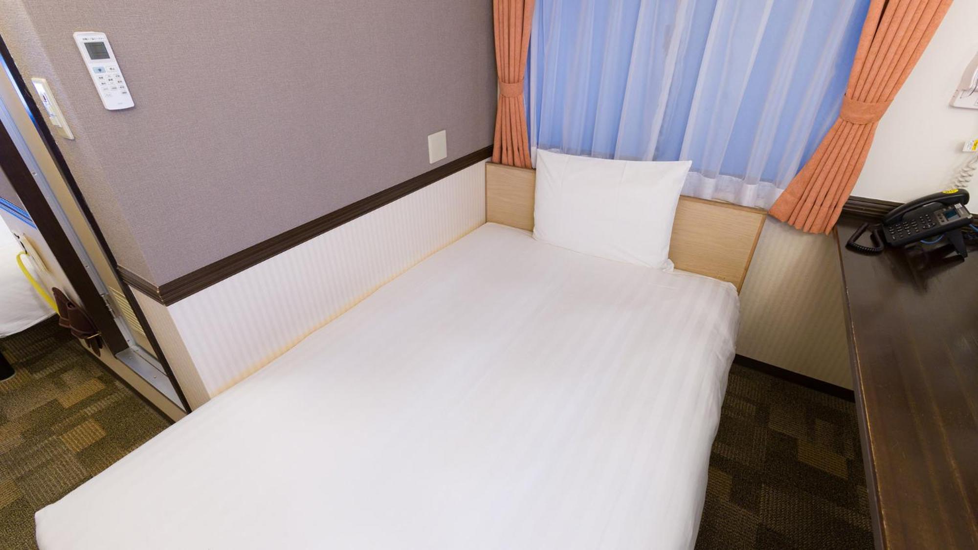 Toyoko Inn Shin-Osaka Chuo-Guchi Honkan Kamer foto